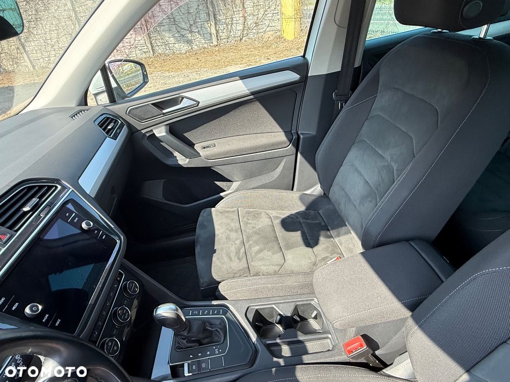 Volkswagen Tiguan - 17