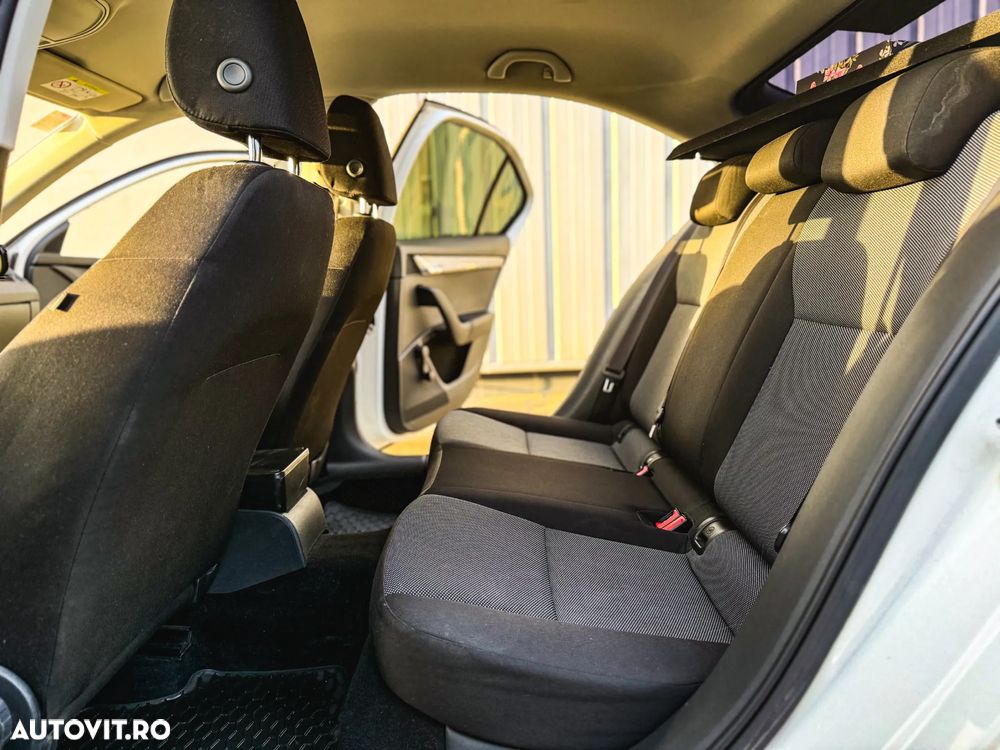 Skoda Octavia 1.2 TSI AMBITION - 16