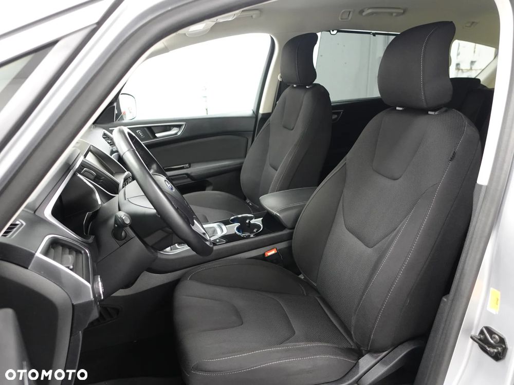 Ford S-Max 2.0 EcoBlue Titanium - 21