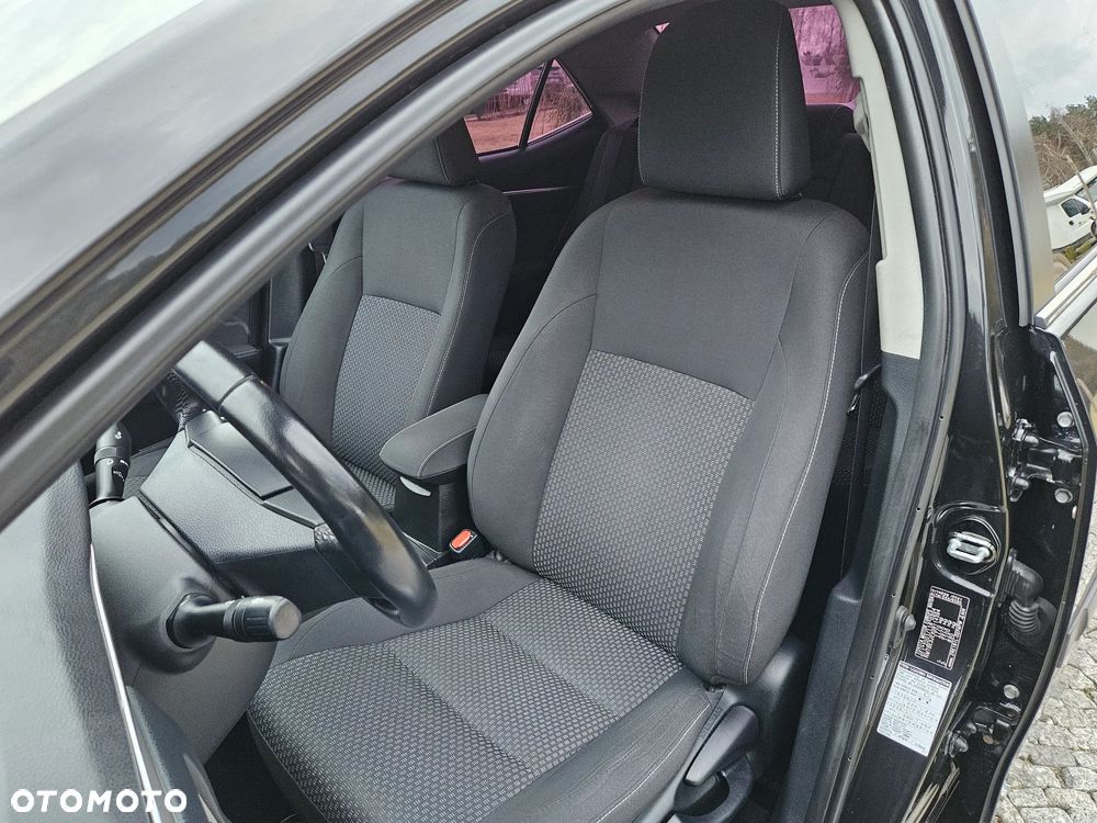 Toyota Corolla 1.6 Prestige - 11