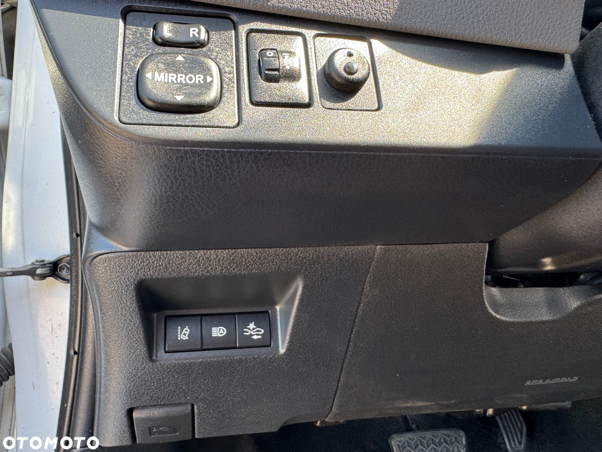 Toyota Yaris Hybrid 100 Active - 15