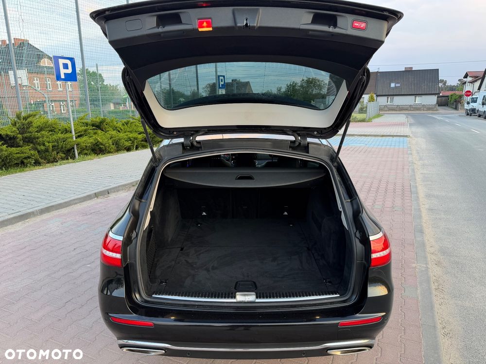 Mercedes-Benz Klasa E 200 9G-TRONIC Avantgarde - 19