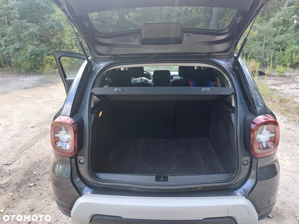 Dacia Duster 1.0 TCe SL Celebration - 11