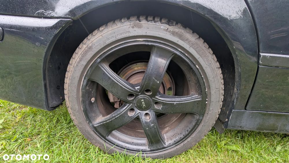 BMW Seria 5 523i - 31