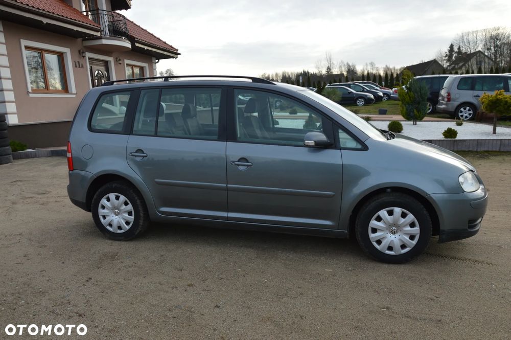 Volkswagen Touran 2.0 TDI Trendline - 13