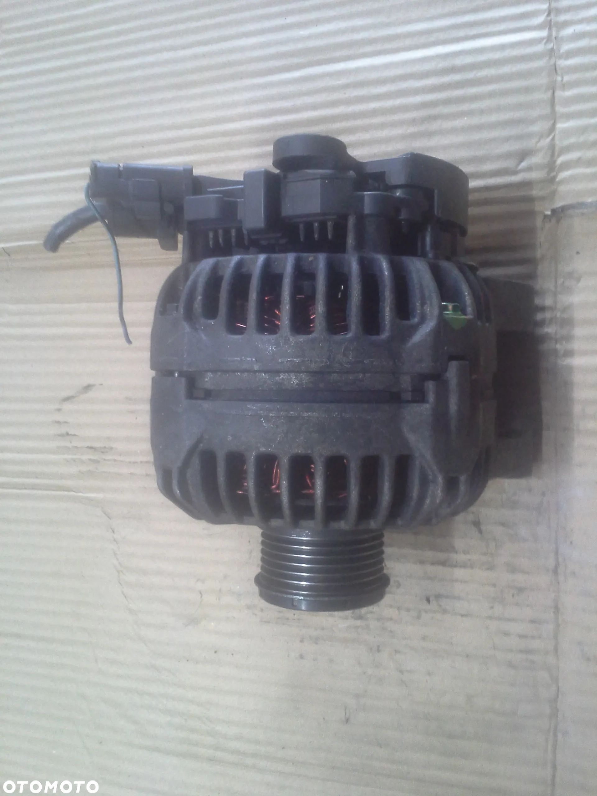 Alternator Citroen C4 1.6 HDi 9646321880 - 1