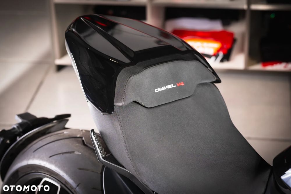 Ducati Diavel - 12