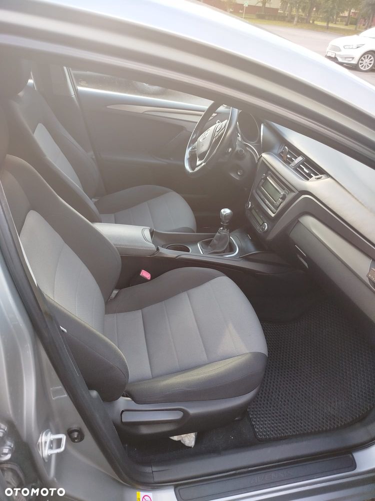 Toyota Avensis 2016
