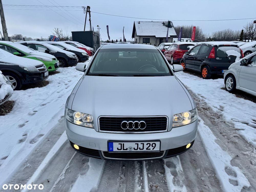 Audi A4 Limousine - 9