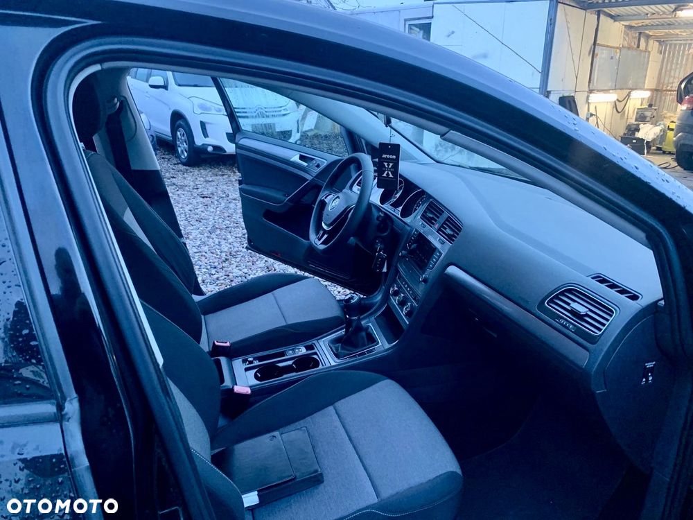 Volkswagen Golf 1.2 TSI BMT Trendline - 15