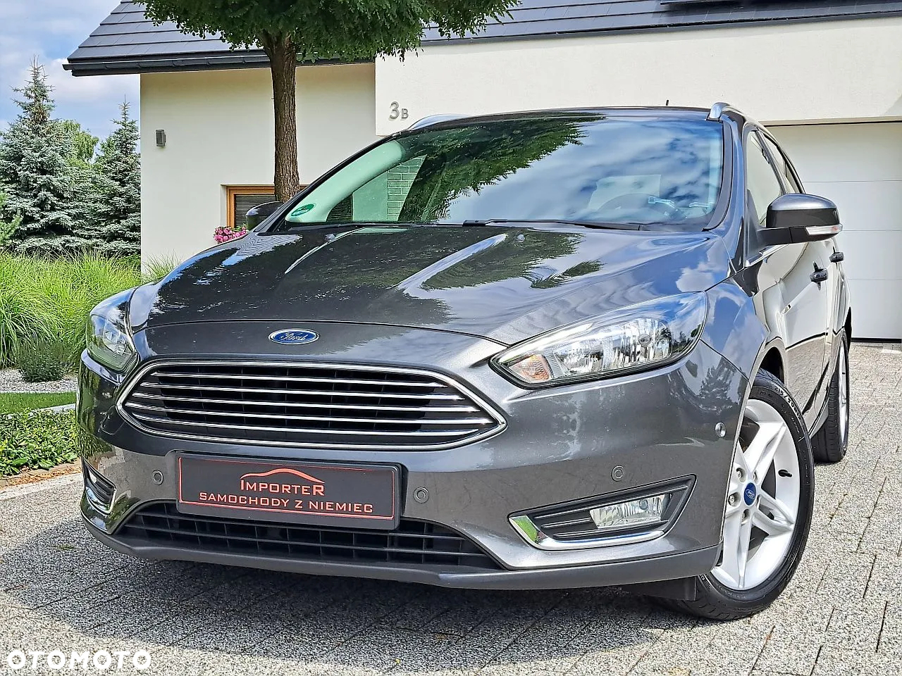 Ford Focus 1.5 EcoBoost Start-Stopp-System TITANIUM - 12