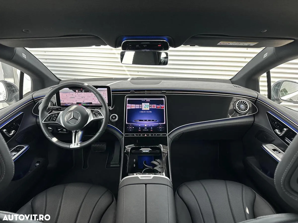 Mercedes-Benz EQE 300 - 7
