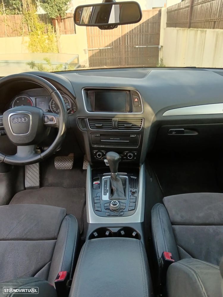 Audi Q5 3.0 TDI Exclusive S-tronic - 11