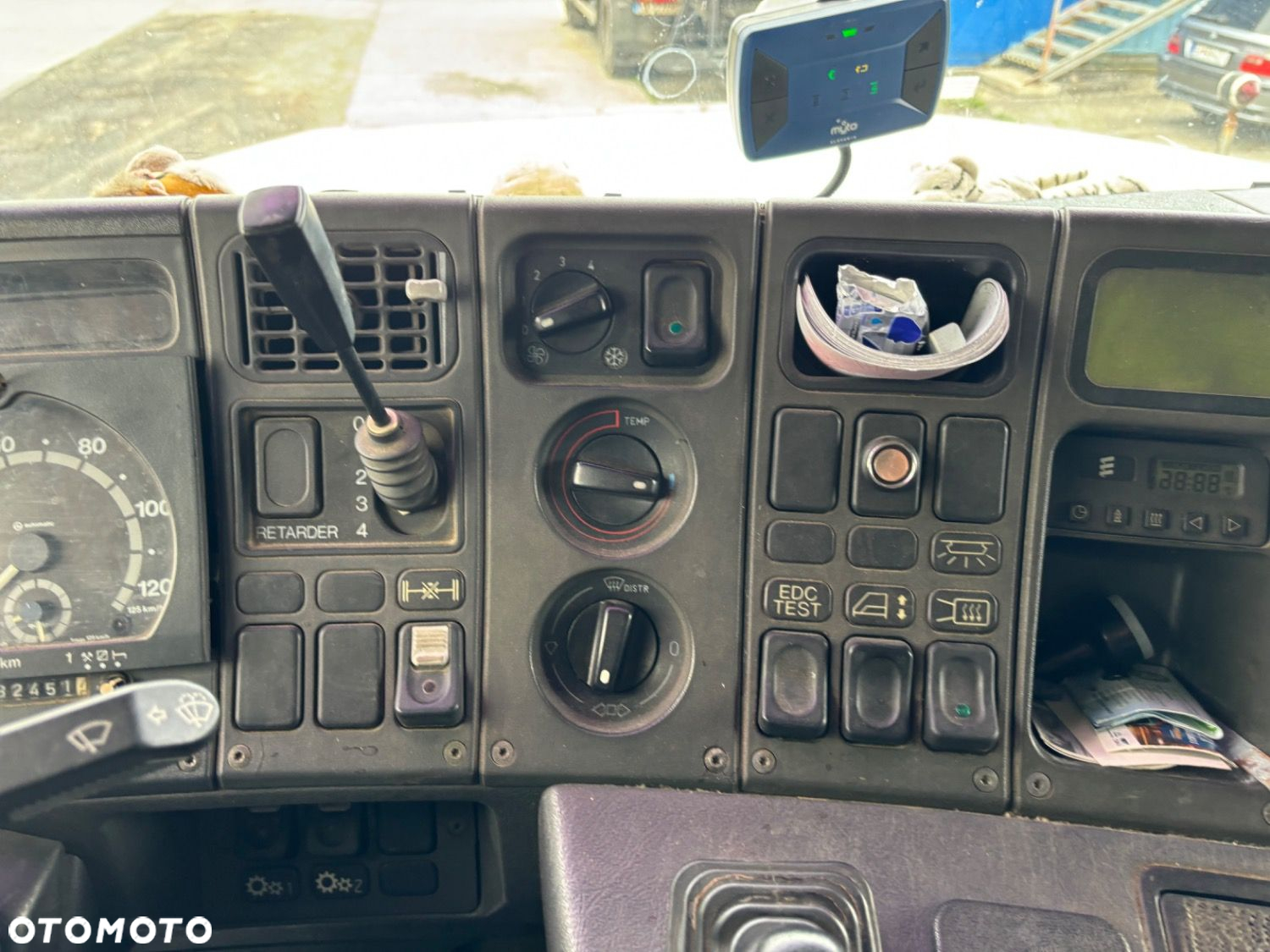 Scania T143 Ha 500 - 20