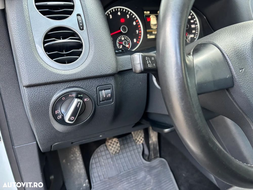 Volkswagen Tiguan - 31