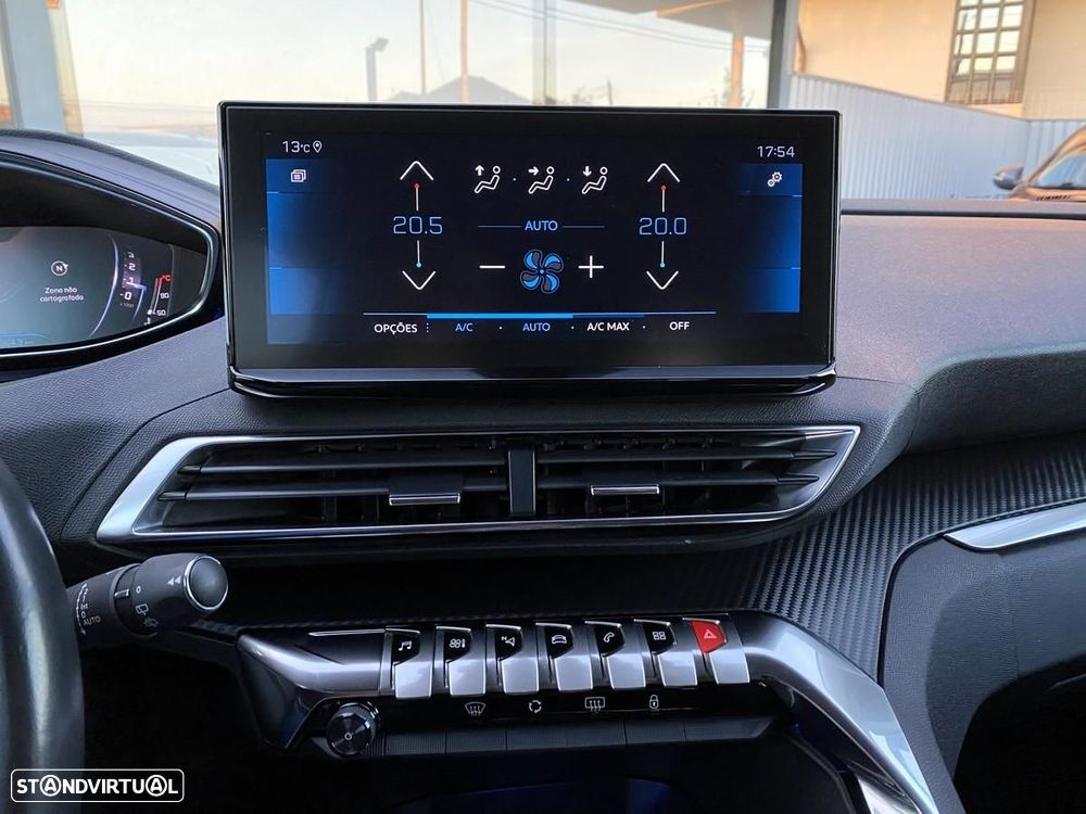 Peugeot 5008 1.5 BlueHDi Allure EAT8 - 17