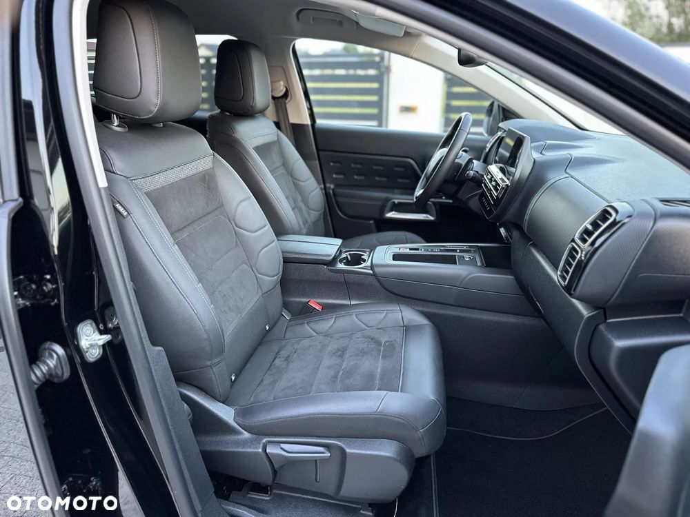 Citroën C5 Aircross 225 e-EAT8 SHINE - 28