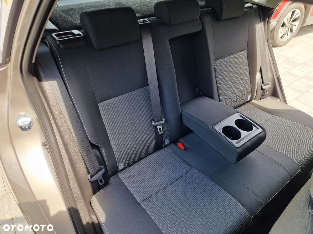Toyota Auris 1.6 Valvematic Edition - 22