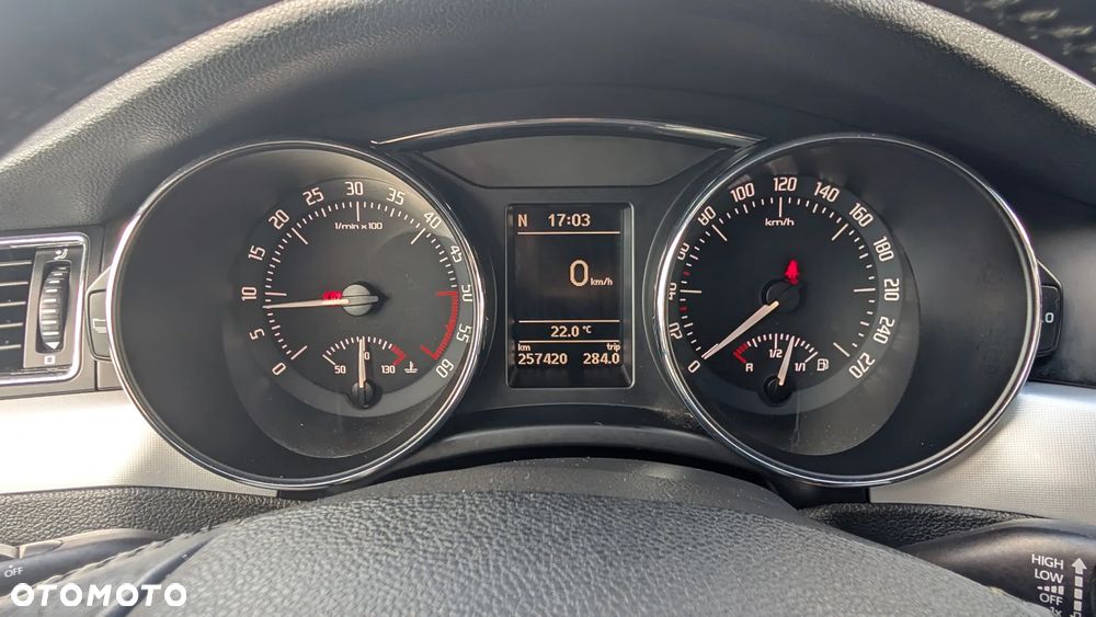 Skoda Superb 2.0 TDI Elegance Outdoor - 12