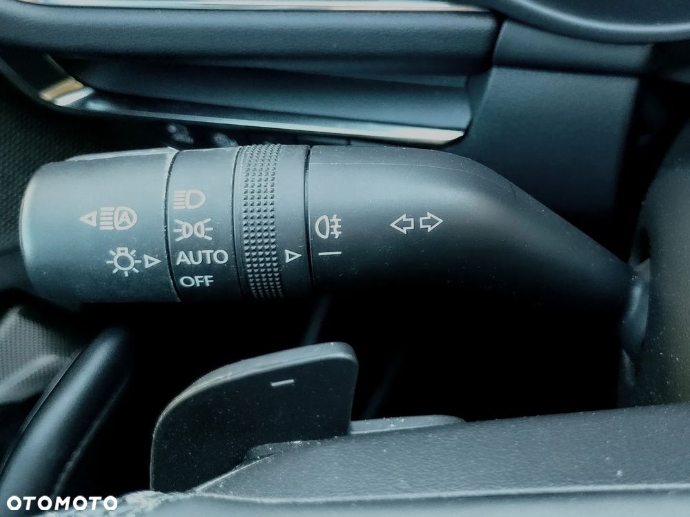Mazda 3 2.0 mHEV Exclusive-Line - 15