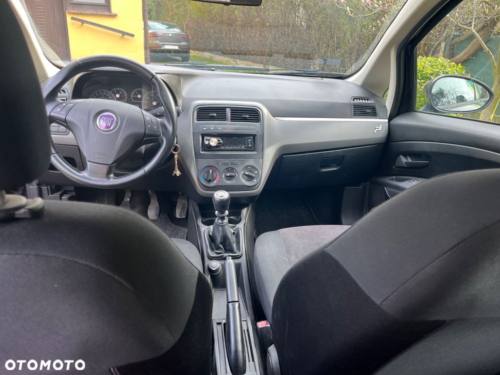 Fiat Punto - 7