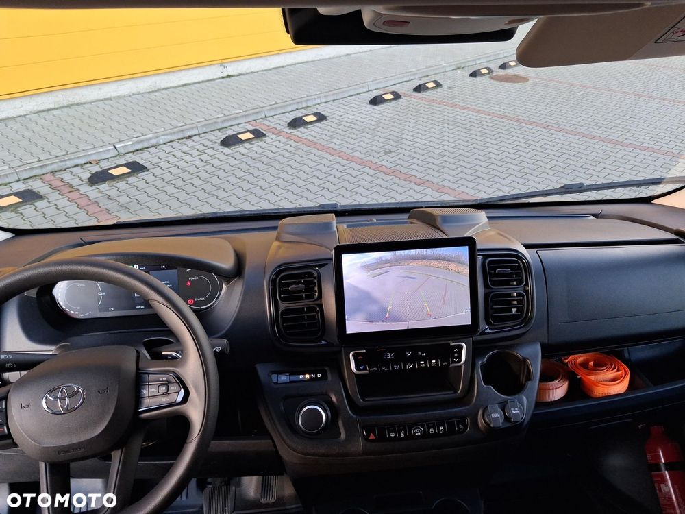 Toyota PROACE MAX - 13
