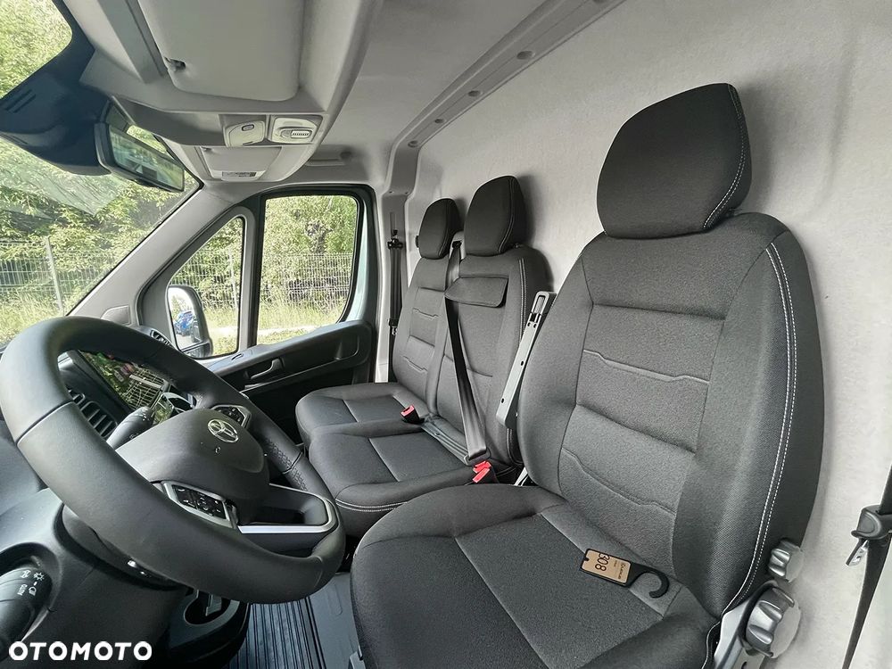 Toyota PROACE MAX - 8