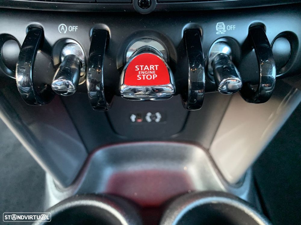 MINI 3 Portas One D - 34