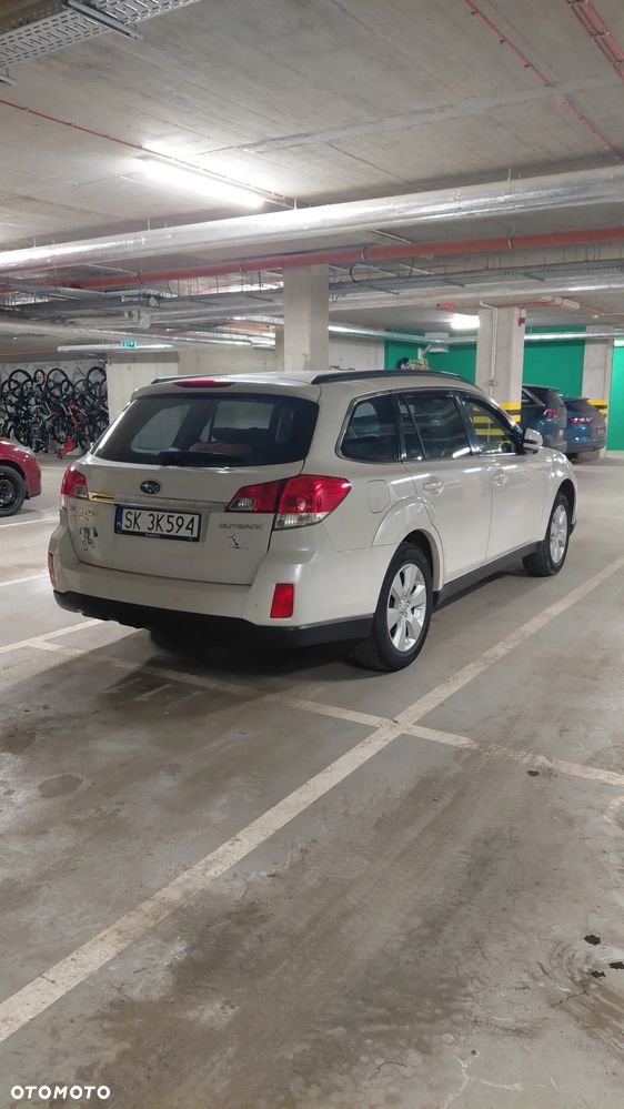 Subaru Legacy 2.5i Comfort Navi - 2