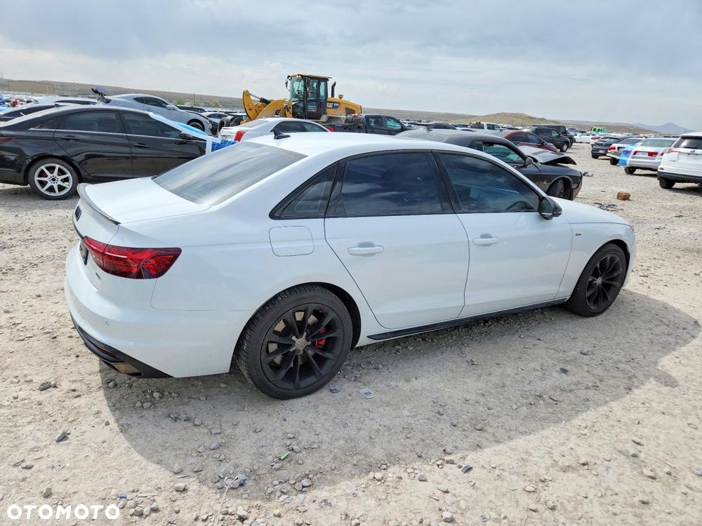 Audi A4 Limousine 40 TFSI quattro S tronic S line - 3