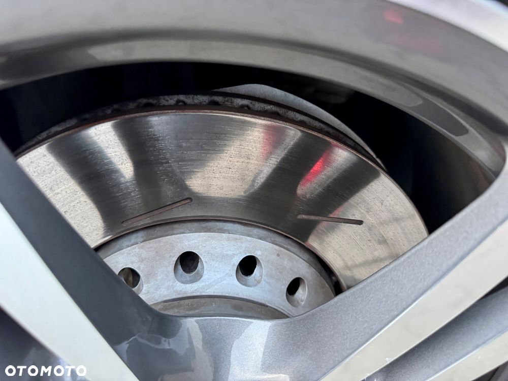 Porsche Panamera - 31