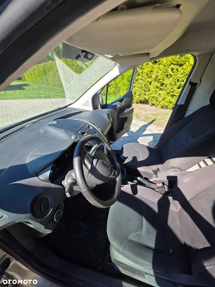 Ford COURIER - 4