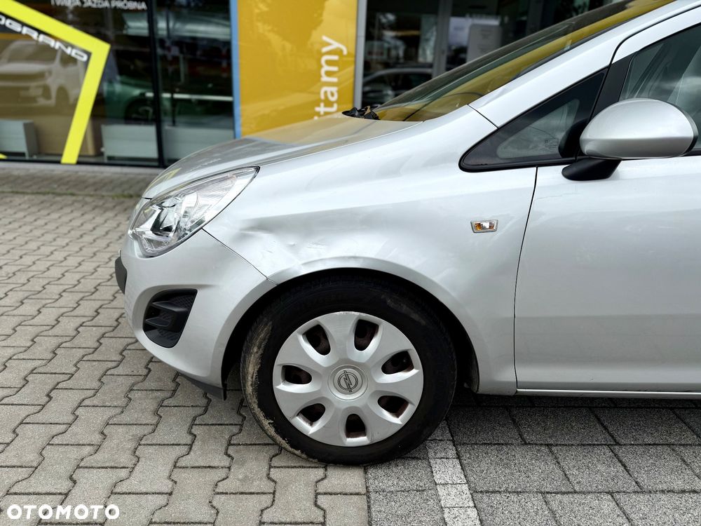 Opel Corsa 1.2 16V Cosmo - 7