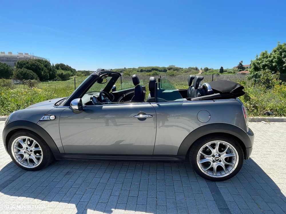 MINI Cabrio Cooper S - 17