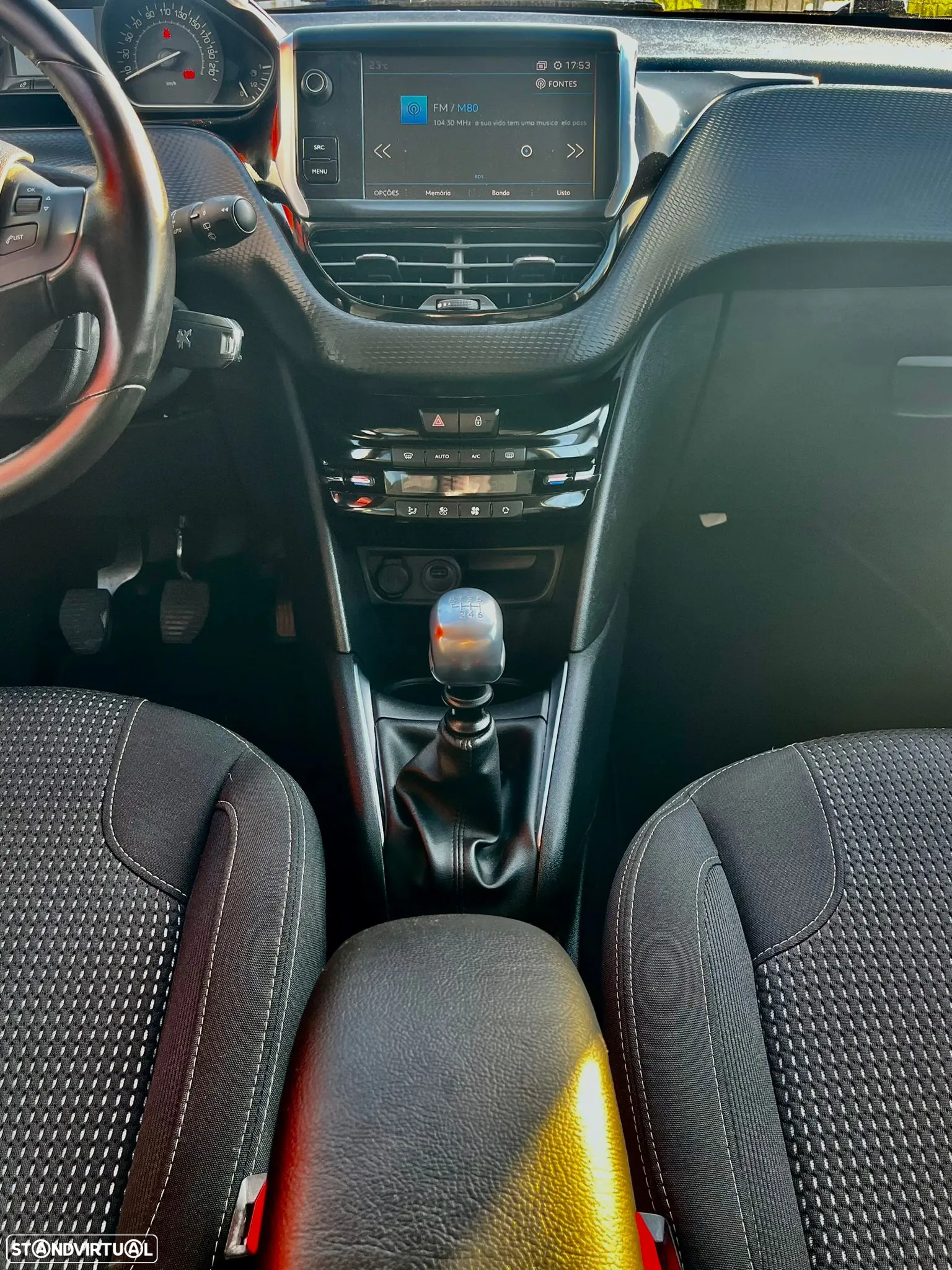 Peugeot 208 1.2 PureTech Allure - 7