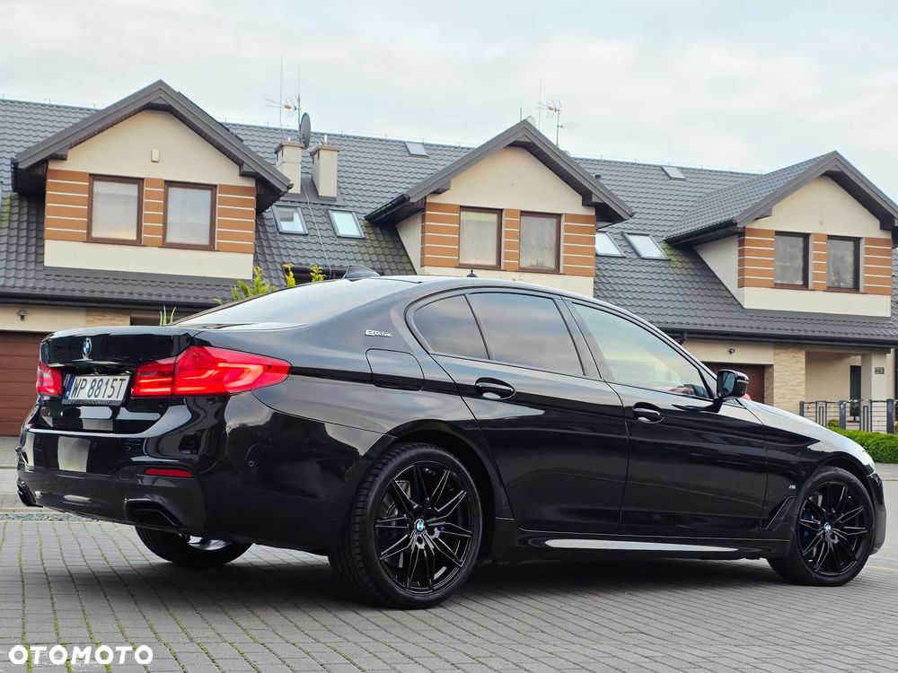 BMW Seria 5 530e iPerformance M Sport sport - 25