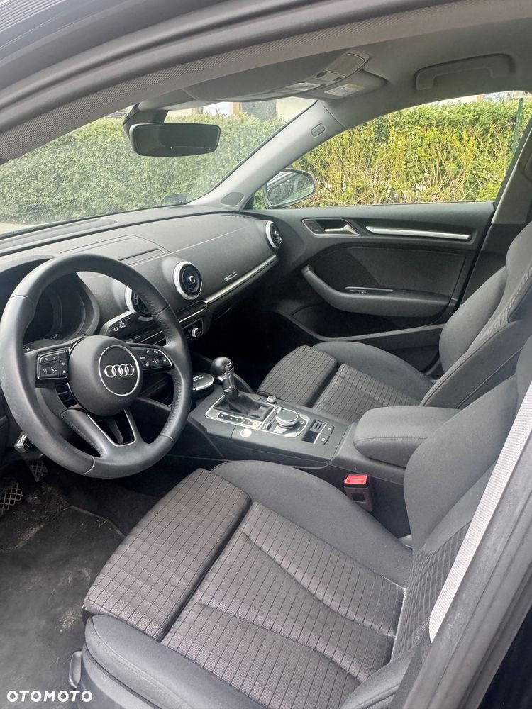 Audi A3 Sportback 35 TFSI Sport S tronic - 8