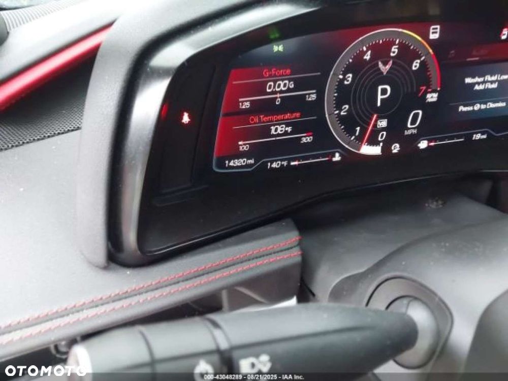 Chevrolet Corvette - 11