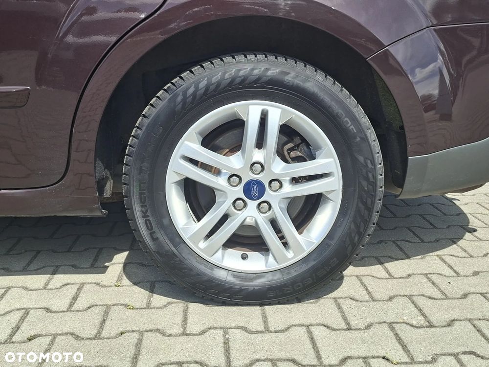 Ford S-Max 2.0 TDCi DPF Titanium - 25