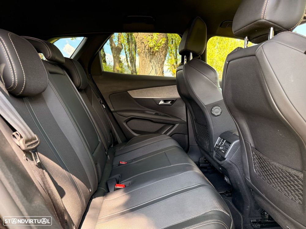 Peugeot 3008 1.6 Hybrid GT e-EAT8 - 19