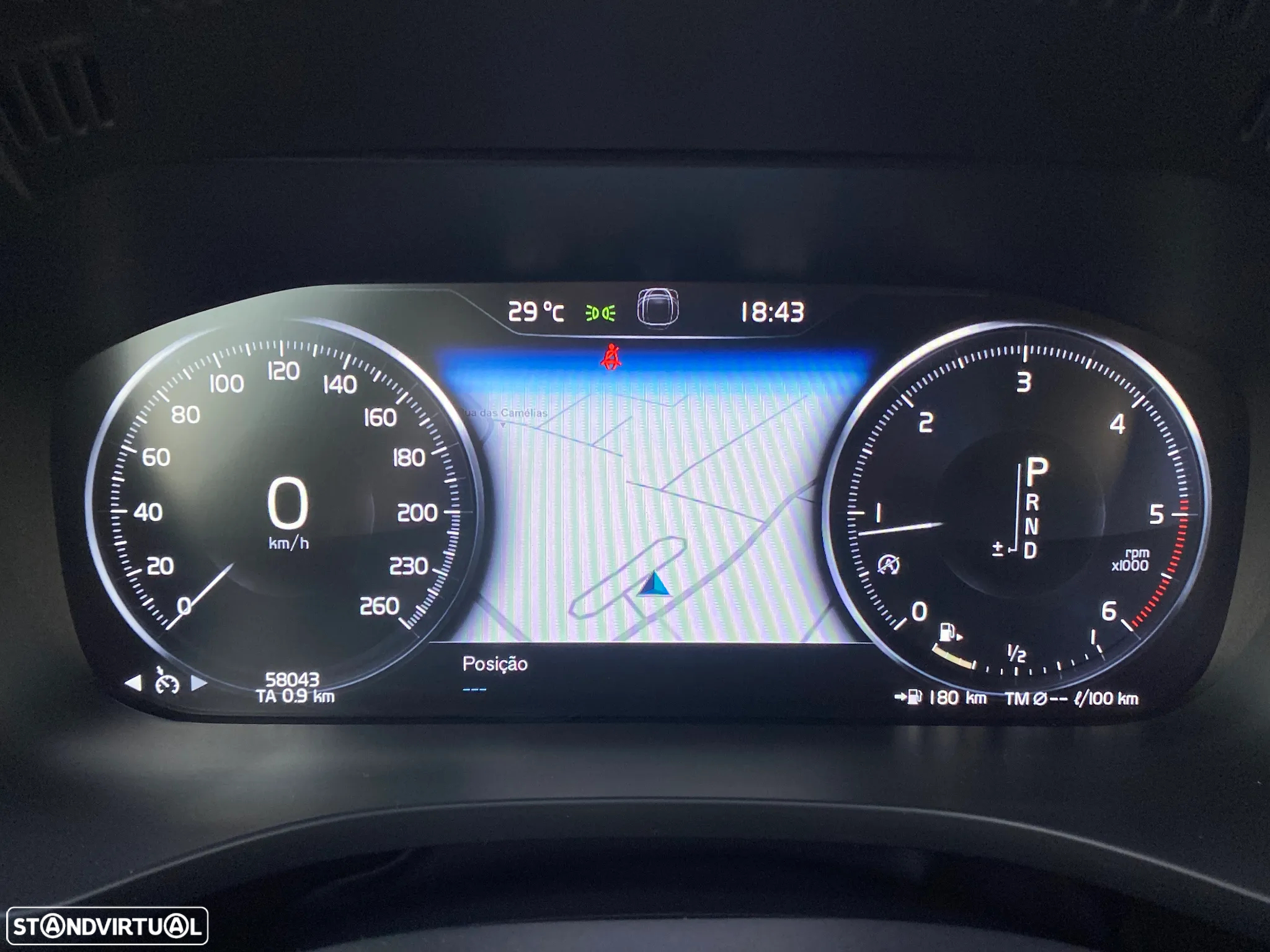 Volvo XC 60 2.0 D4 R-Design Geartronic - 11