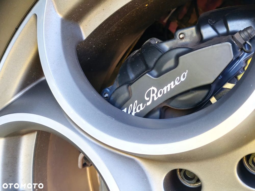 Alfa Romeo Stelvio 2.0 Turbo 16V AT8-Q4 Super - 13