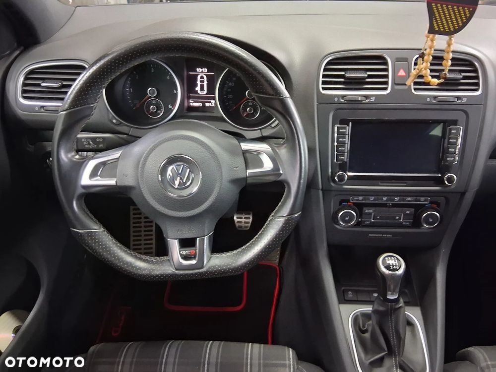 Volkswagen Golf VI 2.0 TDI GTD - 9