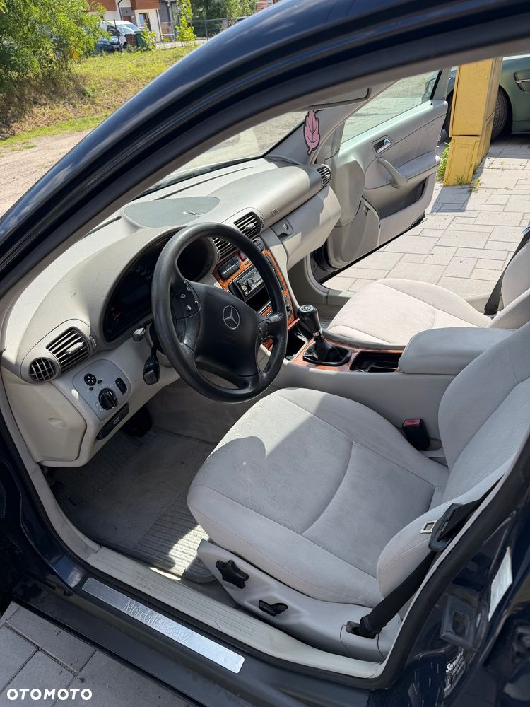 Mercedes-Benz Klasa C 200 Kompressor Elegance - 6