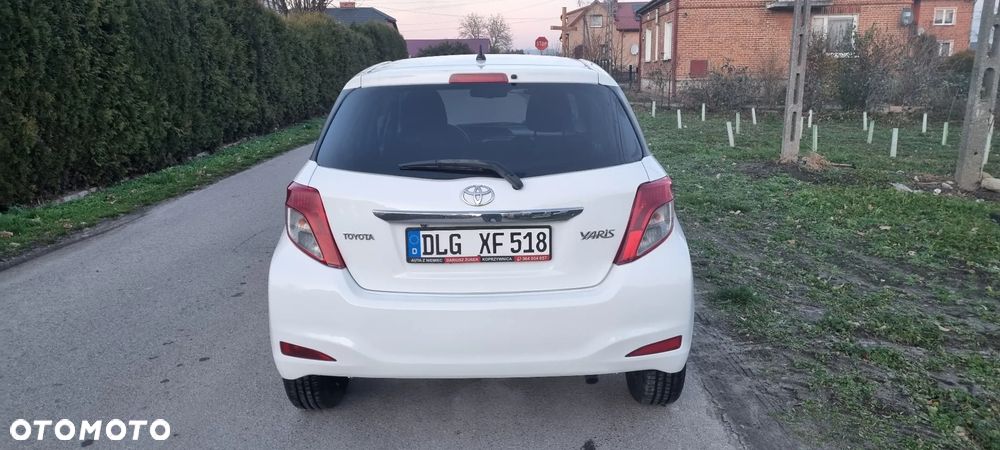 Toyota Yaris 1.33 VVT-i Edition 2014 - 12