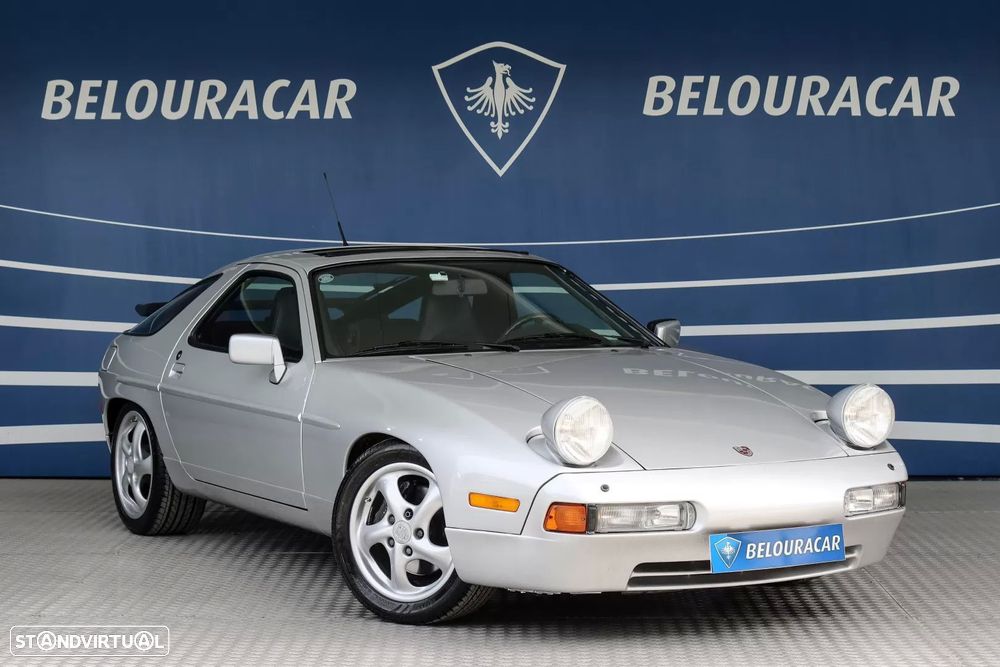 Porsche 928 S4 - 1