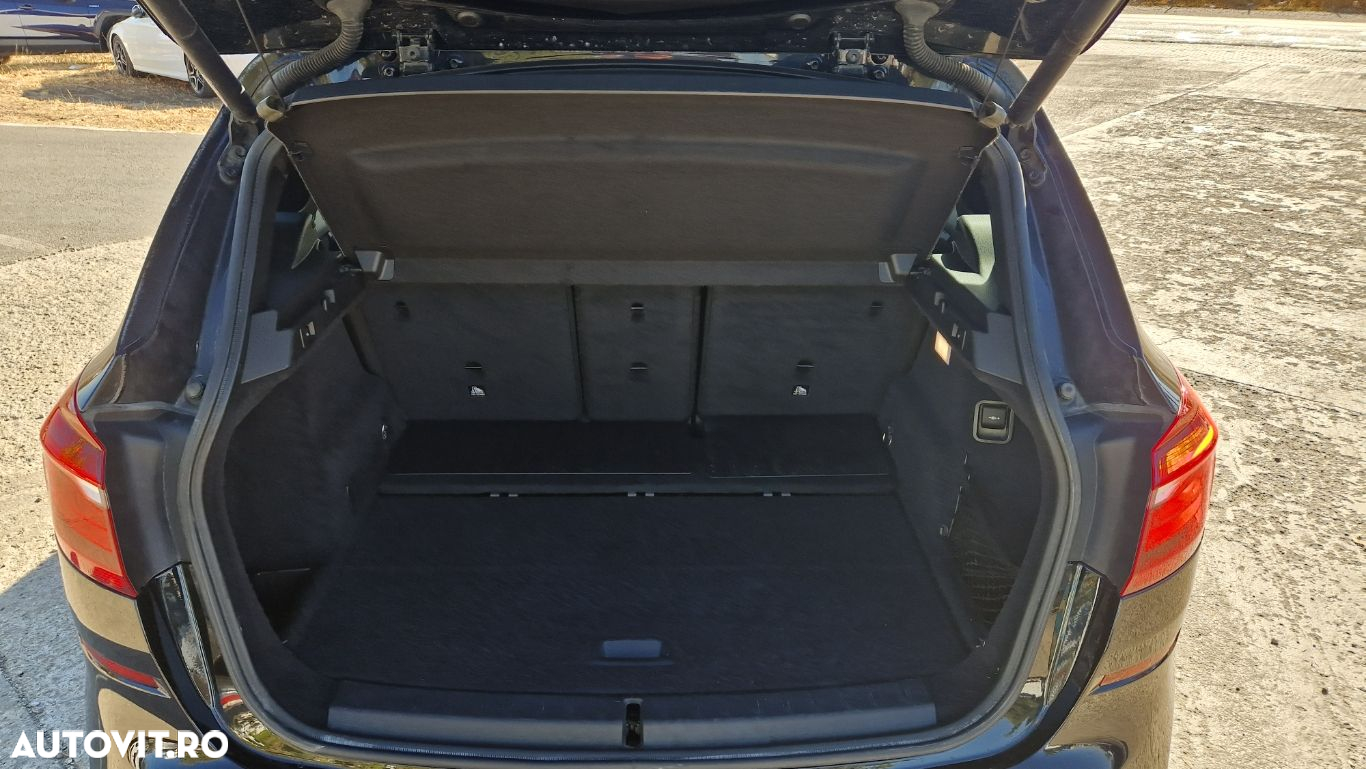 BMW Seria 2 220d xDrive AT Standard - 27