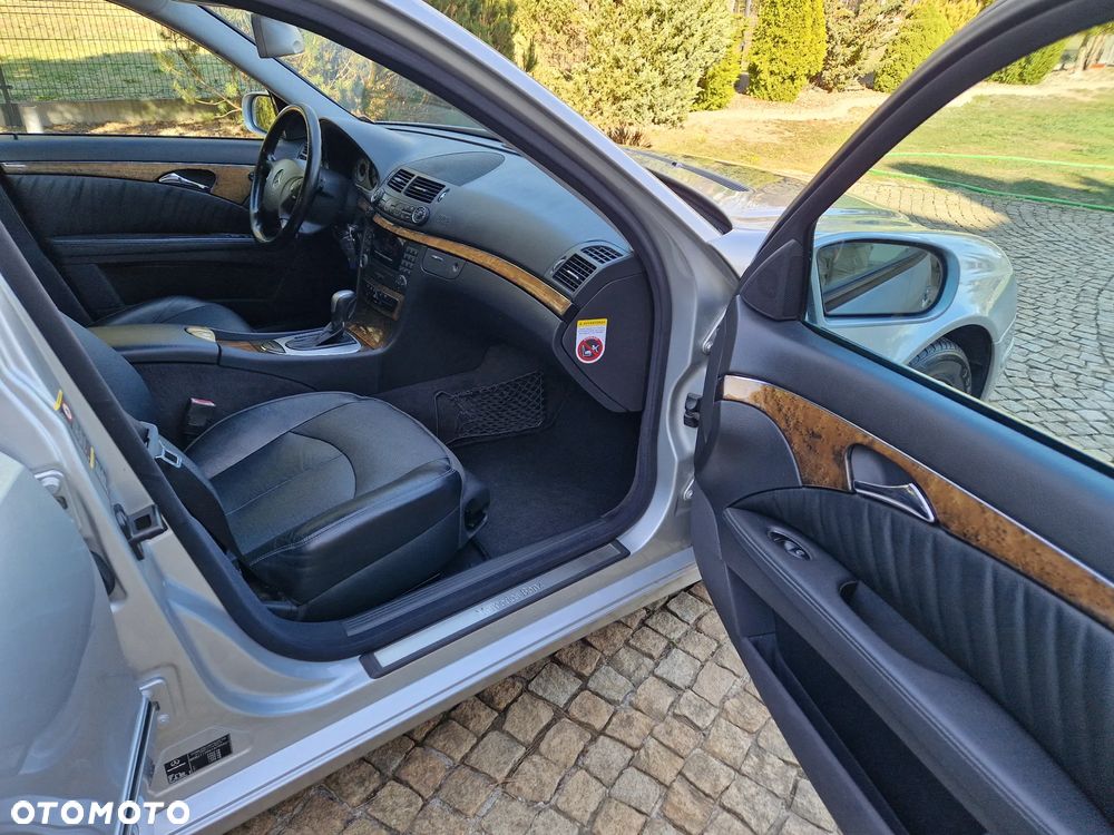 Mercedes-Benz Klasa E 220 CDI Automatik Avantgarde - 12