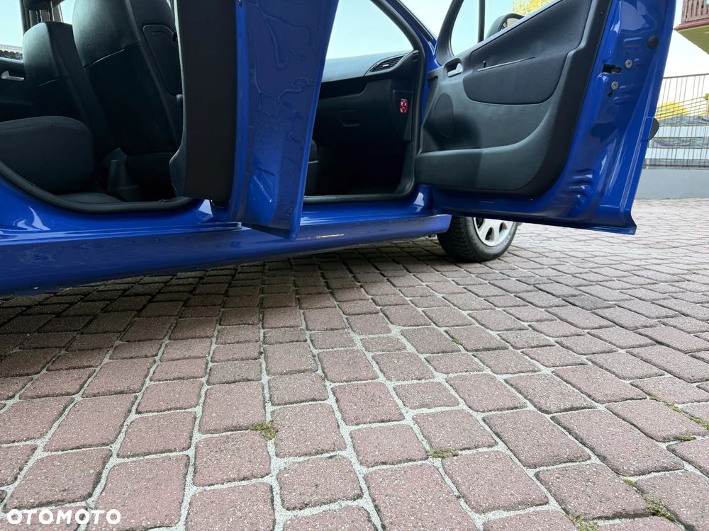 Peugeot 207 1.4 Trendy - 25