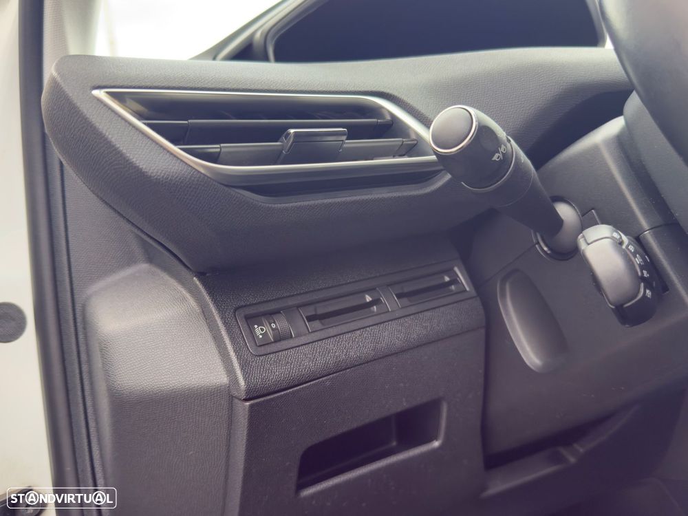 Peugeot 5008 1.6 BlueHDi Allure - 15